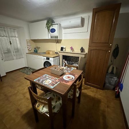 Casa Vacanze Da Meryon Albiano Magra Bagian luar foto